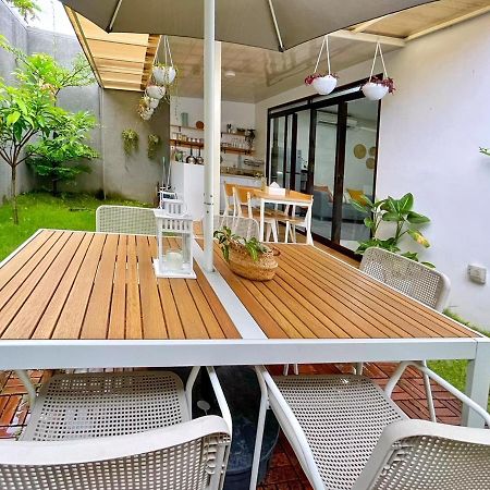 Larisa Homestay Syariah Padalarang Exterior foto